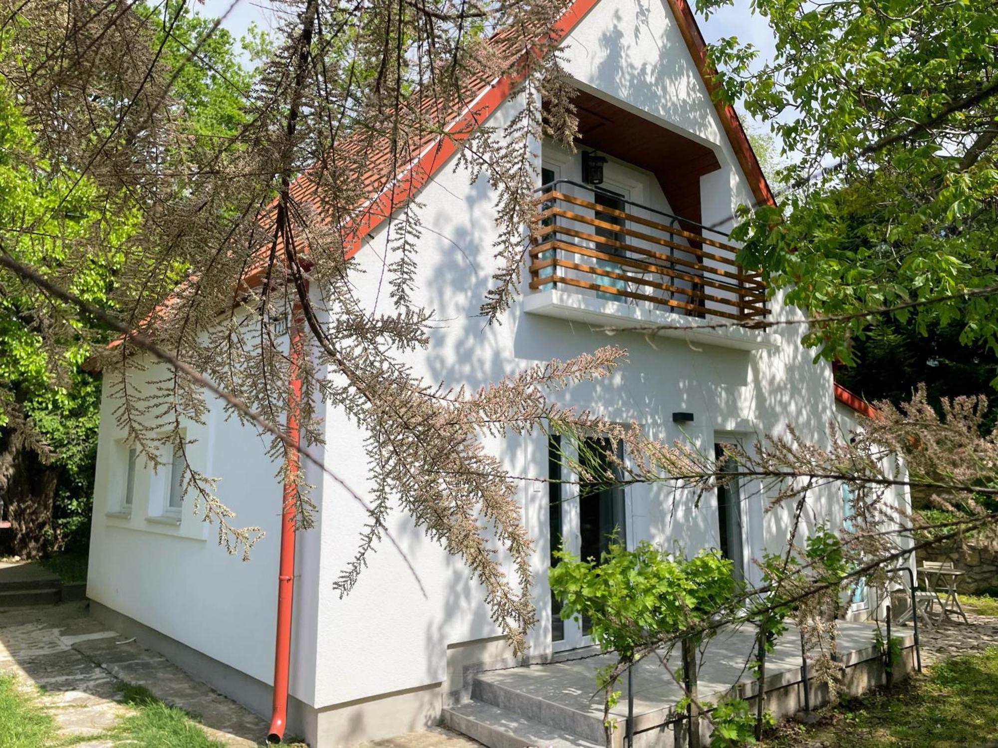 Quiet, Green, Relaxing Place - 2 Bedroom Apartment Balatonfüred Exterior foto