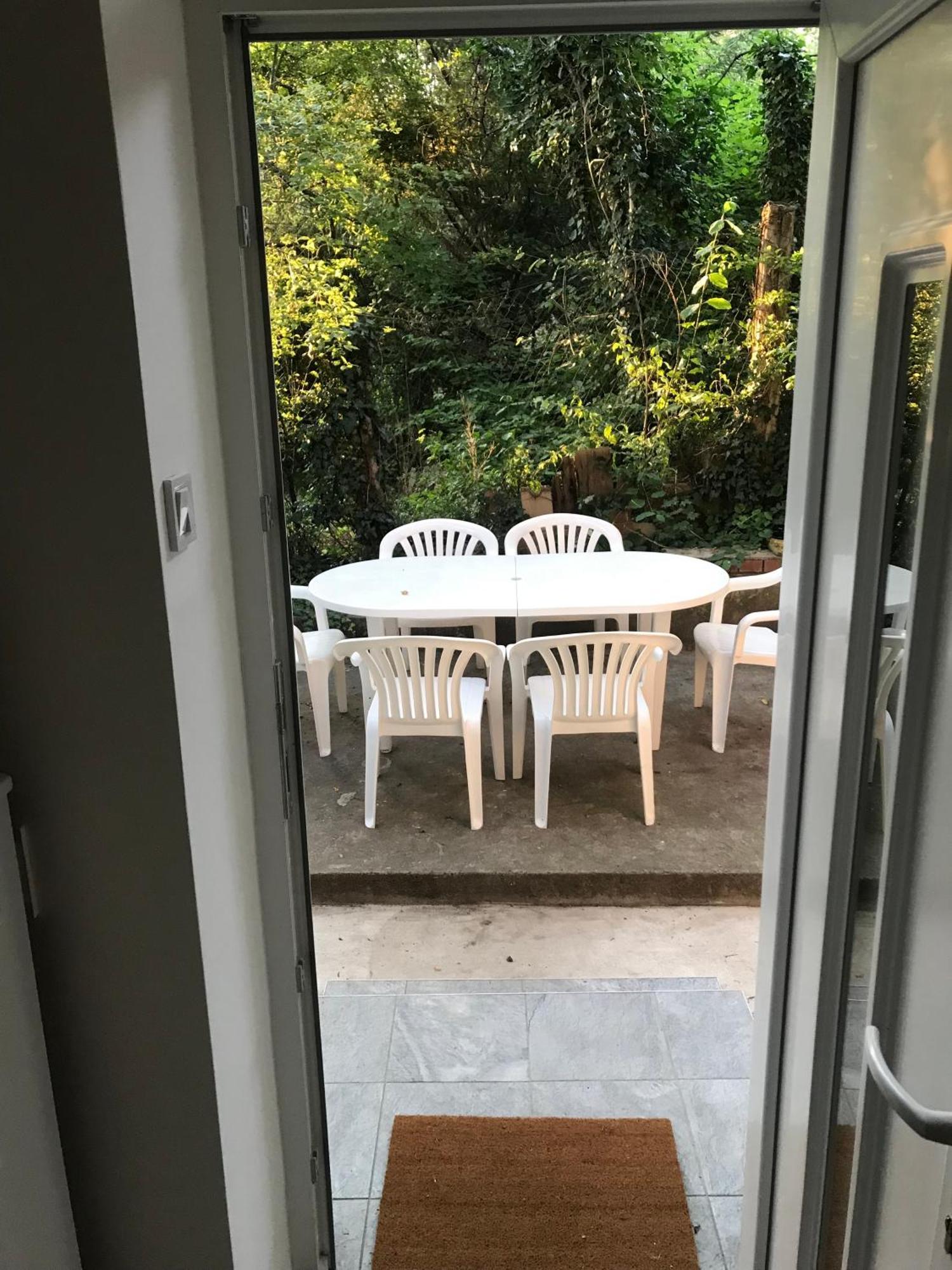 Quiet, Green, Relaxing Place - 2 Bedroom Apartment Balatonfüred Exterior foto