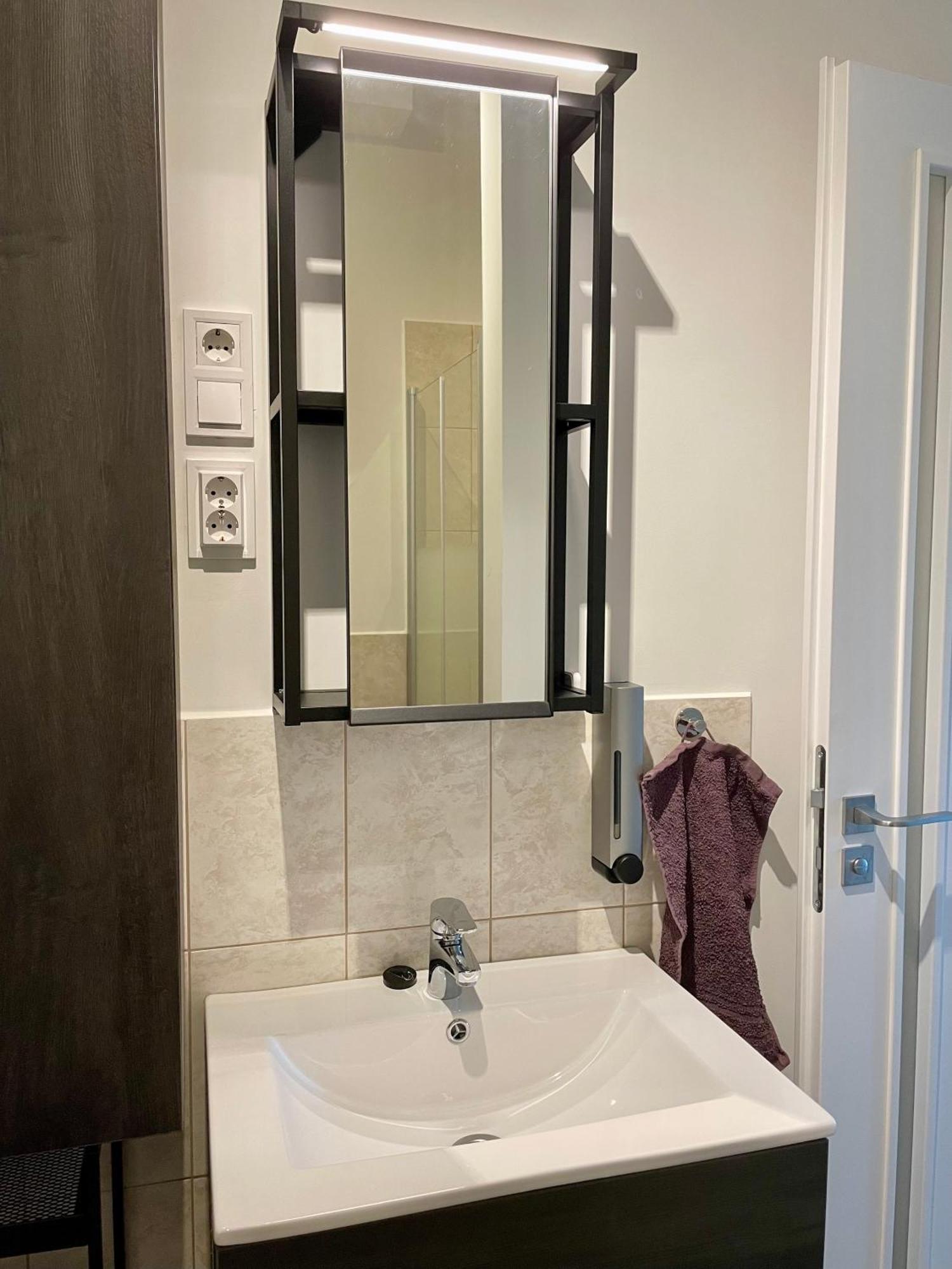 Quiet, Green, Relaxing Place - 2 Bedroom Apartment Balatonfüred Exterior foto