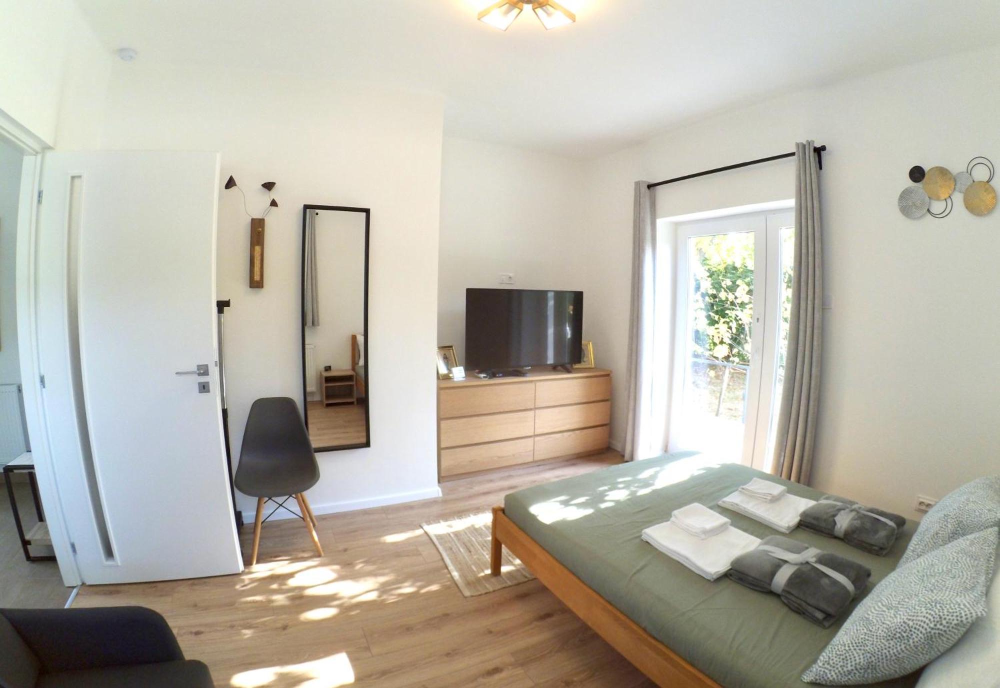 Quiet, Green, Relaxing Place - 2 Bedroom Apartment Balatonfüred Exterior foto